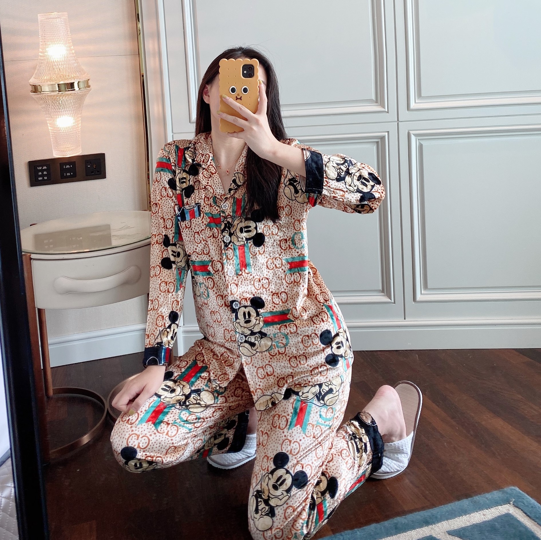 秋冬季新款韩版金丝绒大牌睡衣女士休闲长袖开衫高档可外穿家居服|ms