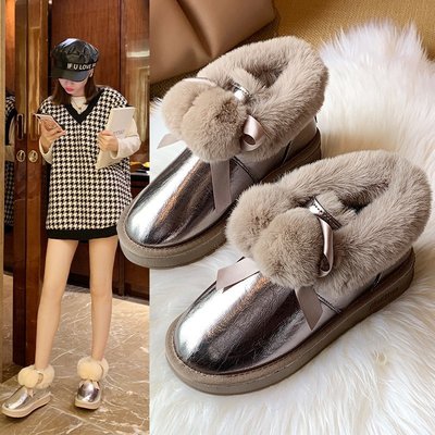 winter Flat heel Bright skin bow Hair ball Snow boots A pedal Short tube Cotton boots Super thick keep warm Women's Boots wholesale