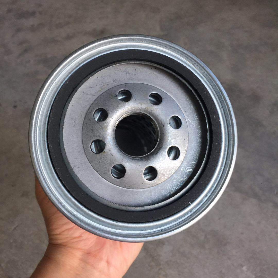 VG1560080092燃油粗滤器5