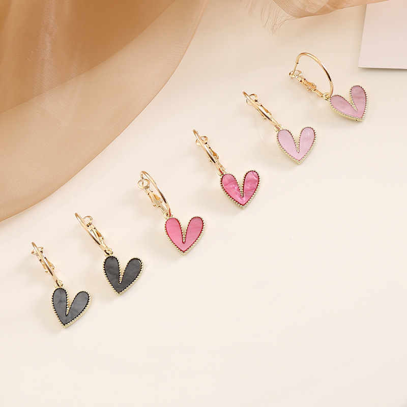0.03µm-0.05µm Gold Plating Thickness 1 Pair Fashion Multicolor Heart Alloy Women'S Drop Earrings Earrings Ear Studs
