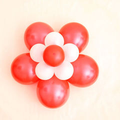 New Arrival Wedding Balloon Decorations: Plum Blossom Clip for Balloon Sealing, 6-in-1 Flower-Shaped Balloon Accessories, Stylish Clips—Wholesale