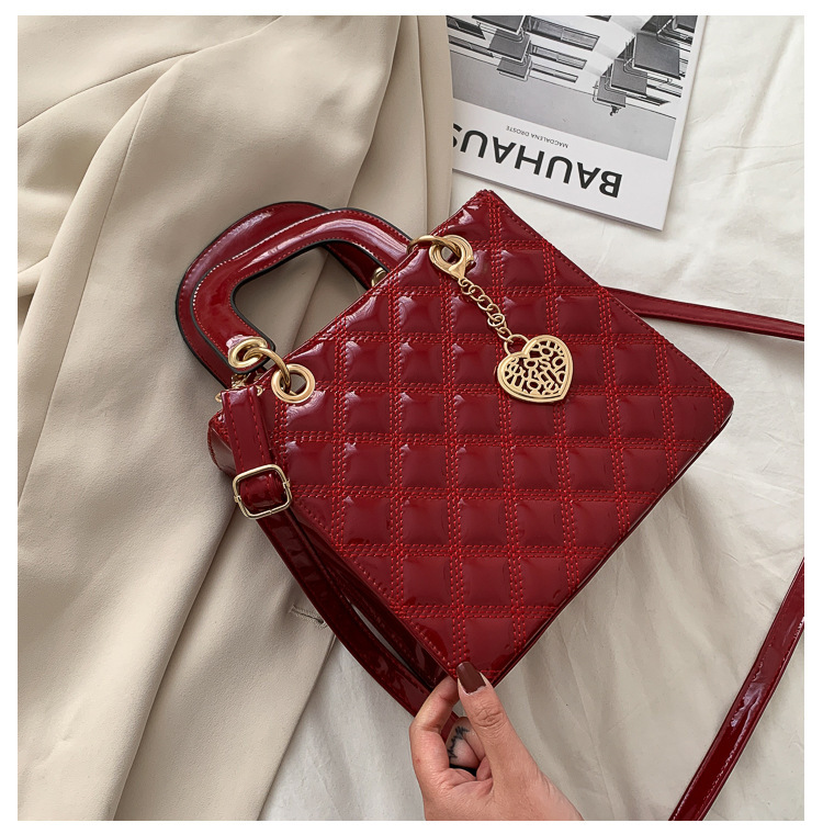 Spring And Summer New Pu Daifei Bag Color Patent Leather Single Shoulder Slant Cross Bag Embroidered Line Lattice Handbag