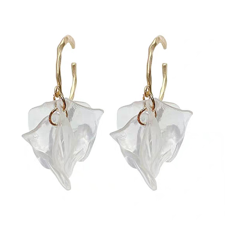 Simple Transparent Petal Resin Earrings display picture 2