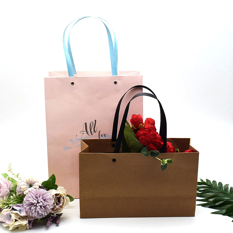 浙江厂家专业定制礼品手提袋印铆钉扣纸袋Customize Paper bags