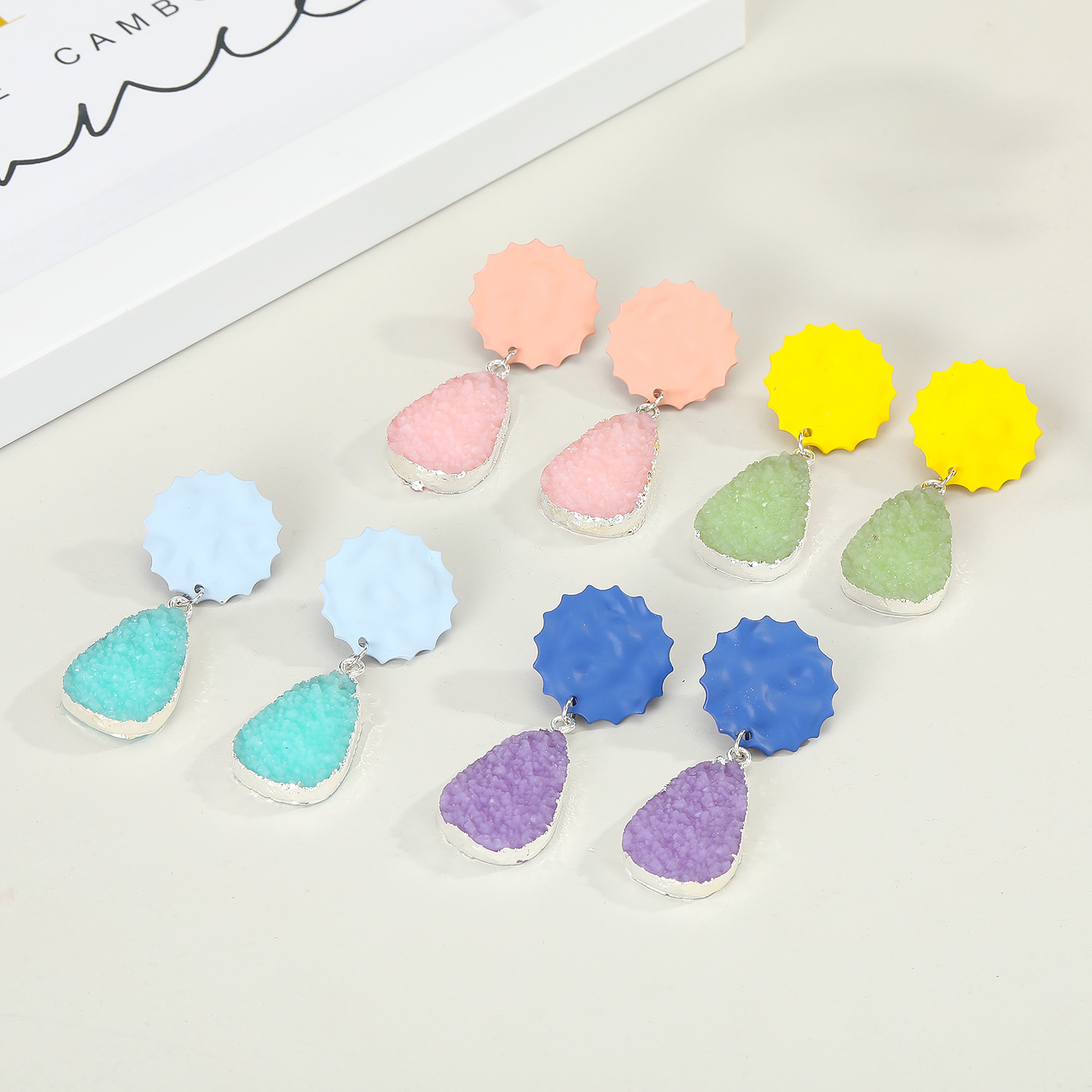 Korean Exaggerated Natural Stone Round Jelly Color Earrings For Women Wholesale display picture 2