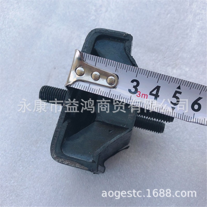 发动机缓冲块 (3)
