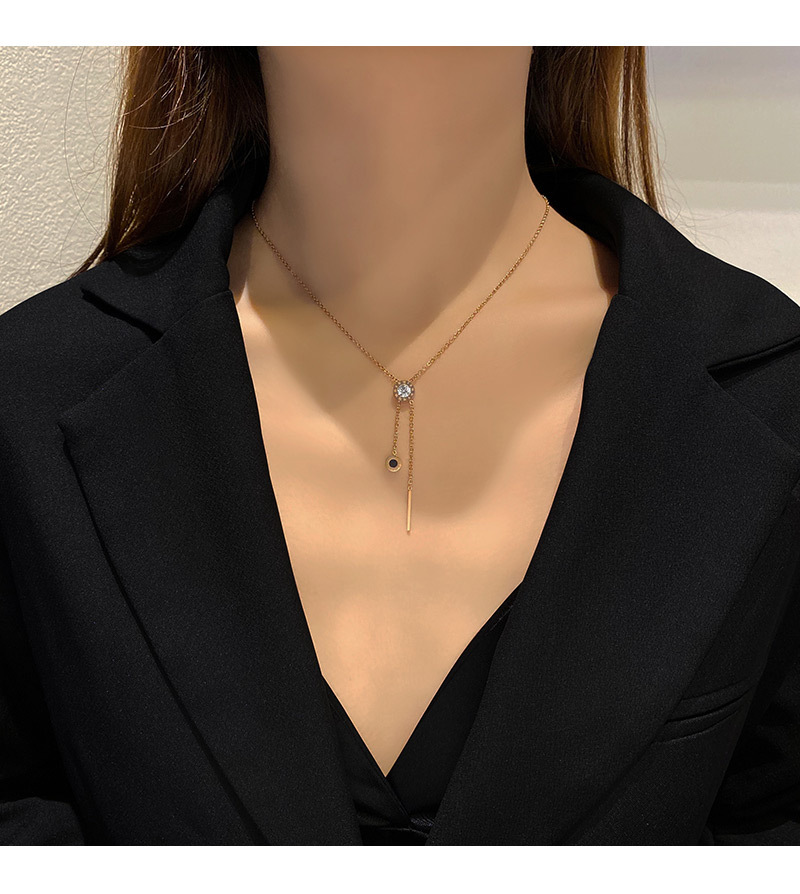 Rose Gold Titanium Steel Necklace Female Simple Temperament Chain Wholesale display picture 6