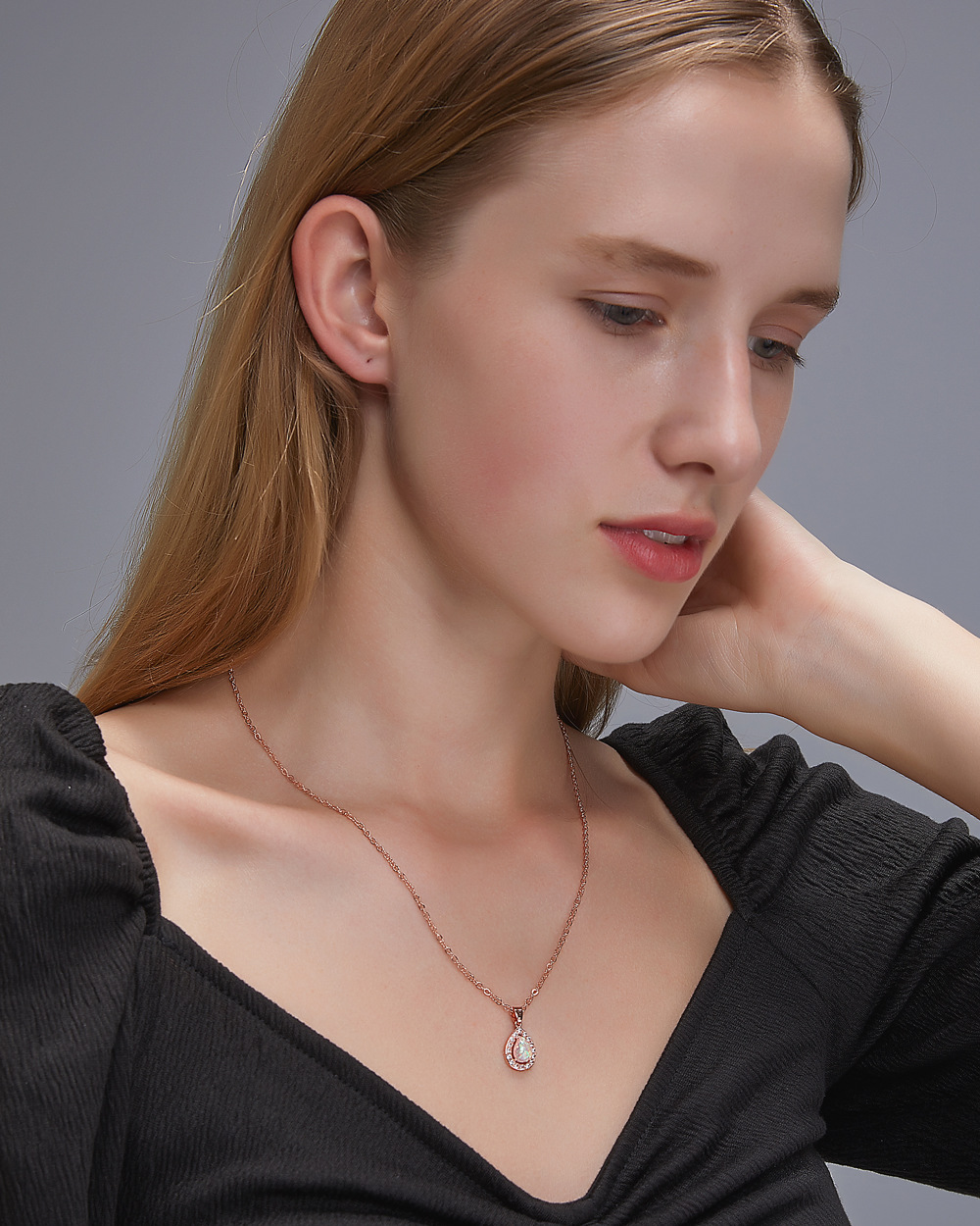 New Fashion Simple Drop Crystal Opal Pendant Necklace Clavicle Chain For Women display picture 3