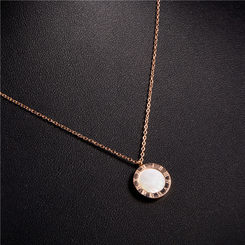 Titanium Steel Short Women's Pendant Versatile Thin Chain Clavicle Chain Letter Ring Rose Gold Necklace Simple Temperament Korean Trend