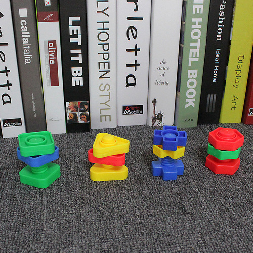 Large screw nut matching assembly building blocks puzzle early education 1-3-6 years old kindergarten desktop Yiwu toys