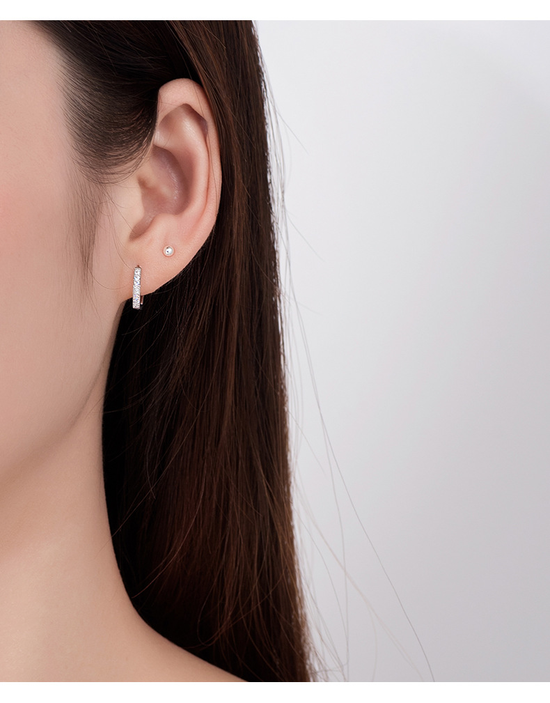 S925 plata esterlina Corea del Sur elegante simple todo partido De seis lados diamante anillo de la oreja elegante personalidad oreja hebilla pendientes joyería femenina