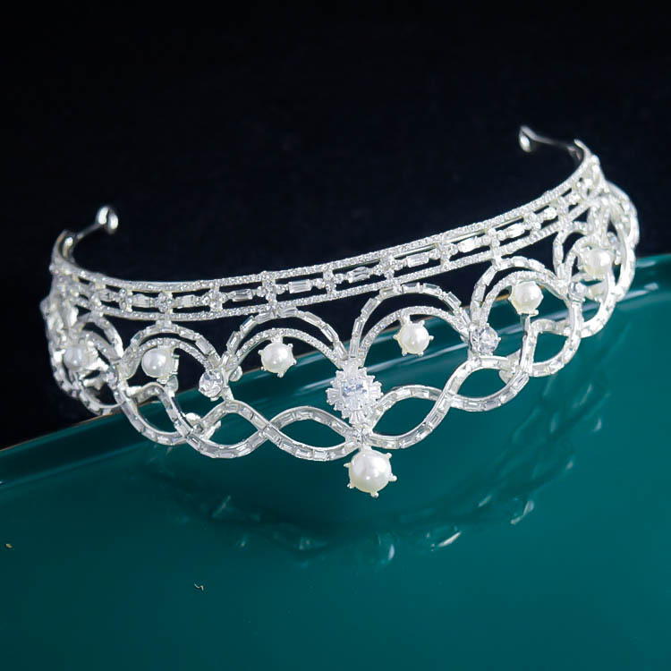 Baroque Diamond Pearl Crown Simple Bride Head Accessories display picture 4