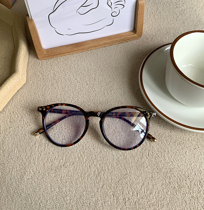 55g Weight Full Frame Glasses Structure Glasses Classification PC Lens Material Round Frame Glasses Style Casual, Daily Occasion Solid Color Pattern All Seasons Season Unisex Gender Retro, Classic Style Style Retro Classic Style Solid Color PC Round Frame Full Frame Optical Glasses 3