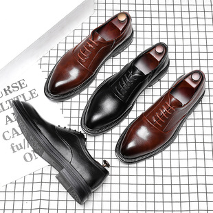 ƤЬ���̄����bӢ���L�����n���ɫ���^��ʿ���e���b��YЬ