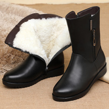 冬季新款真皮羊毛女靴大码平跟中筒靴子女粗跟加绒妈妈棉鞋女皮靴