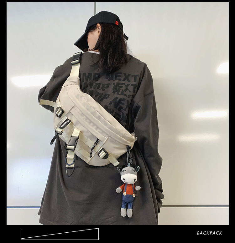 Japanese Harajuku Black Workwear Chest Bag Men's Korean Ins Retro Street Trendy Match Girl's Crossbody Bag Student Waist Bag display picture 1