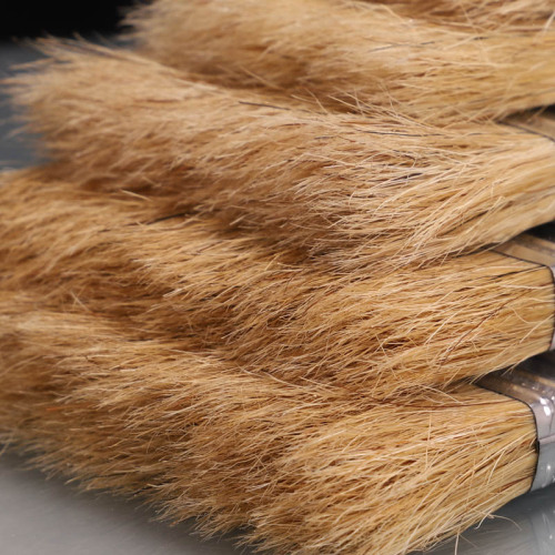 Manufacturer wholesale boiled pig bristle brush, paint brush, barbecue brush, wooden handle paint brush, pig bristle brush