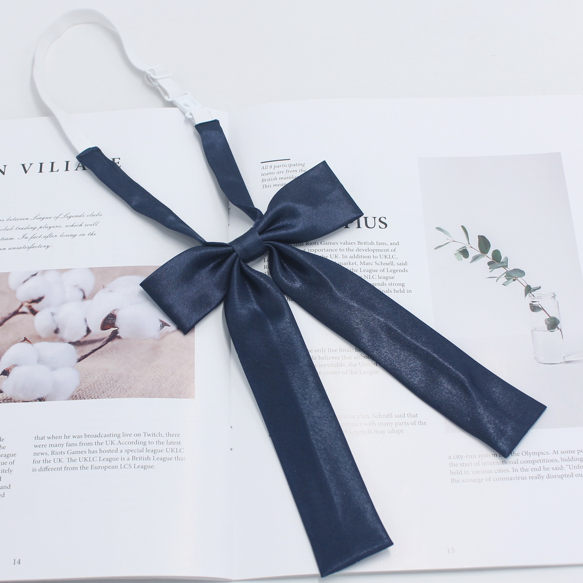 Pajarita de color sólido brillante para niñas pequeño mango largo cuello rojo vino flor estilo coreano cabeza plana archivo de satén jk uniforme lazo