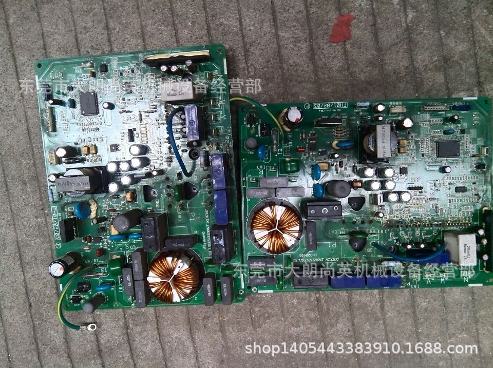 DAIKIN大金油冷机变频控制板AKZ437-D172
