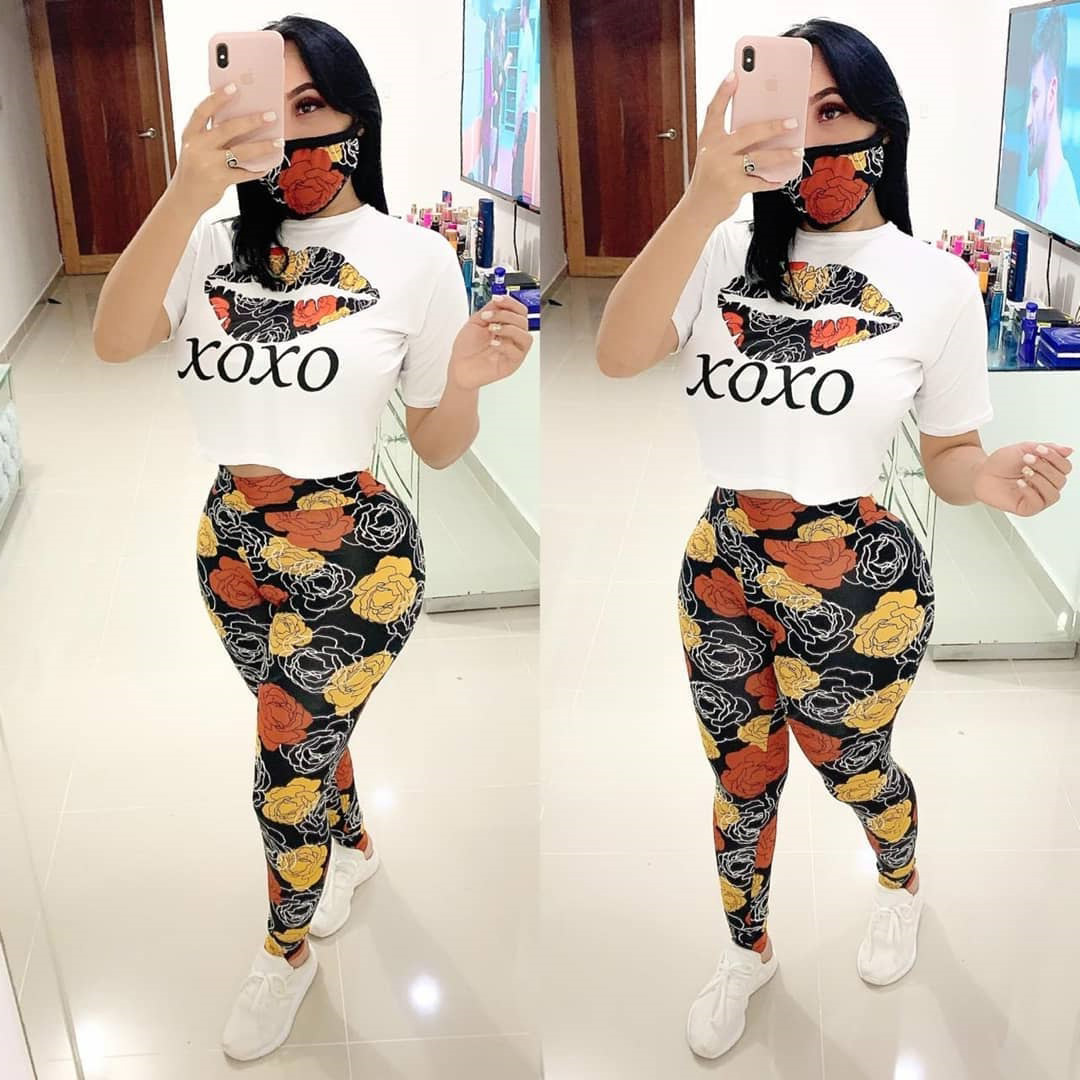 fashion printed short-sleeved round neck blouse and trousers two-piece set NSSJW58881