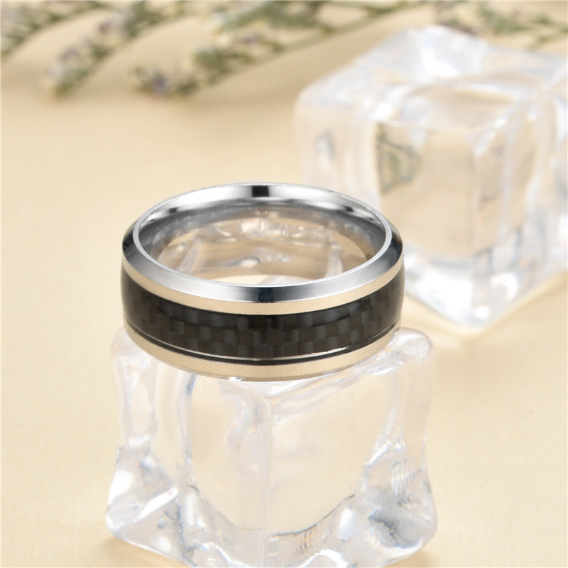 Title 3, Muški prsten od nerđajućeg čelika i karbonskih ...