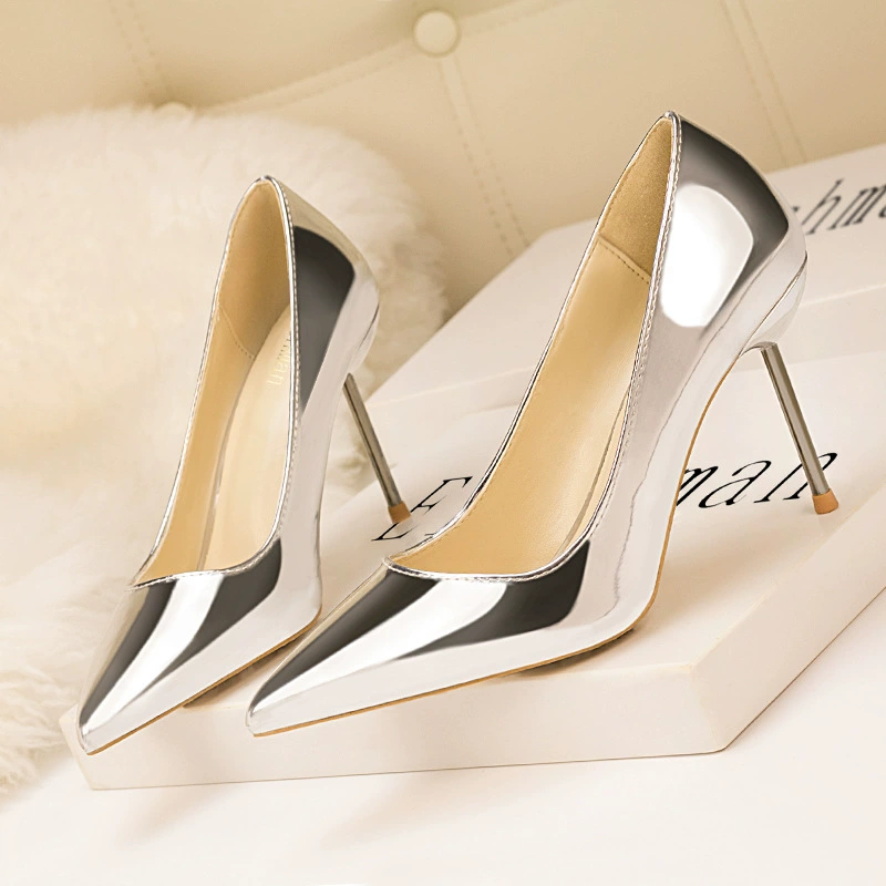 696-1 модная сексуальная женская обувь в европейском и американском стиле для ночного клуба, однотонные туфли на высоком каблуке с металлическим каблуком, одиночные туфли с закрытым ртом