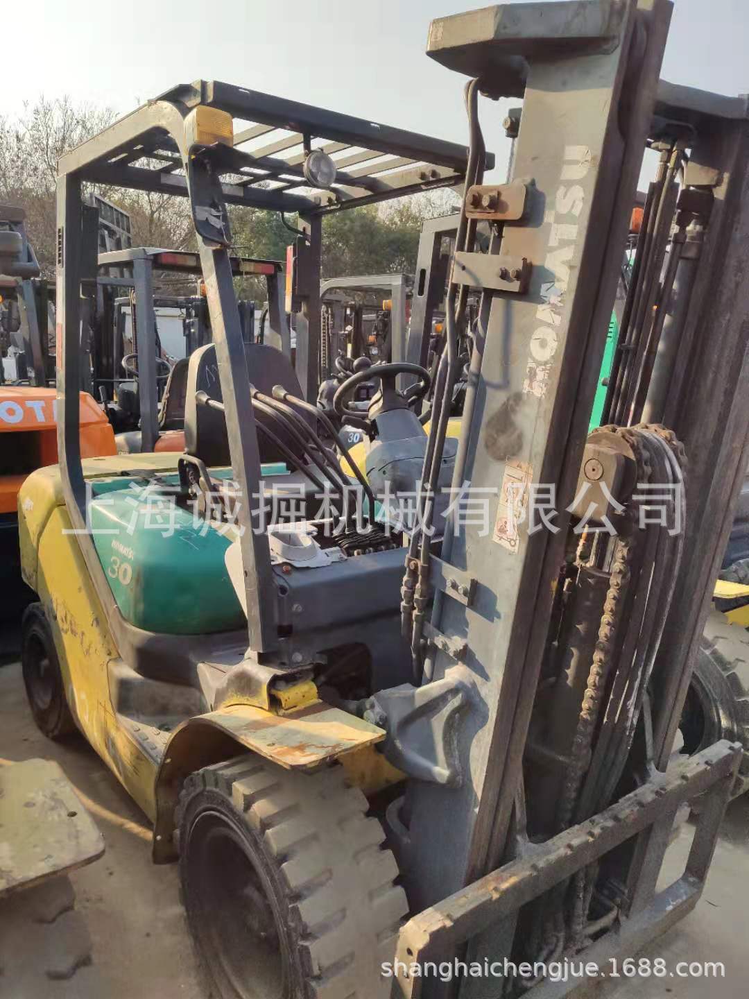 二手小松30-16叉车，小松3吨叉车 3节门架 升高4.5米