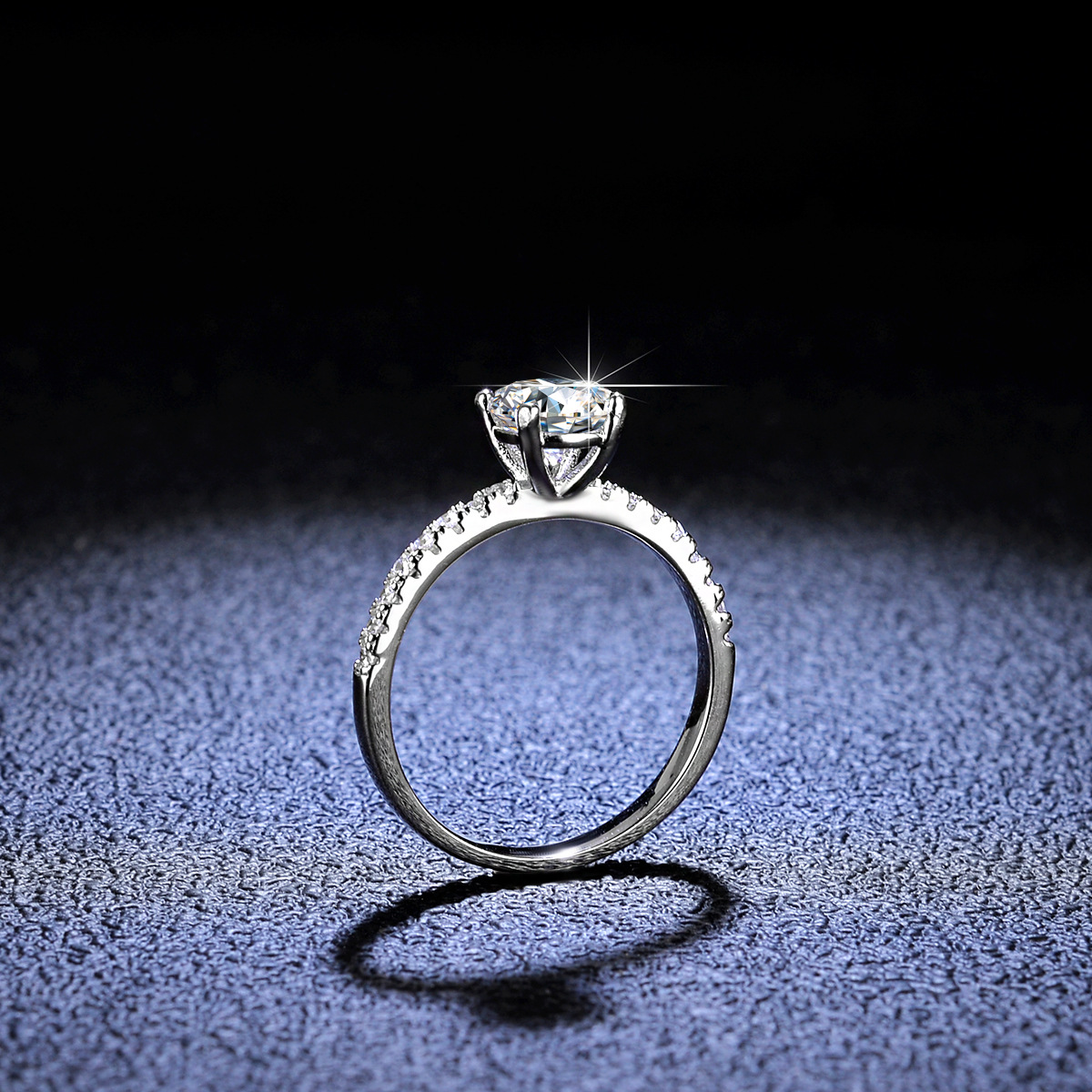 Simple Style Solid Color Sterling Silver Inlay Moissanite Zircon Rings display picture 3