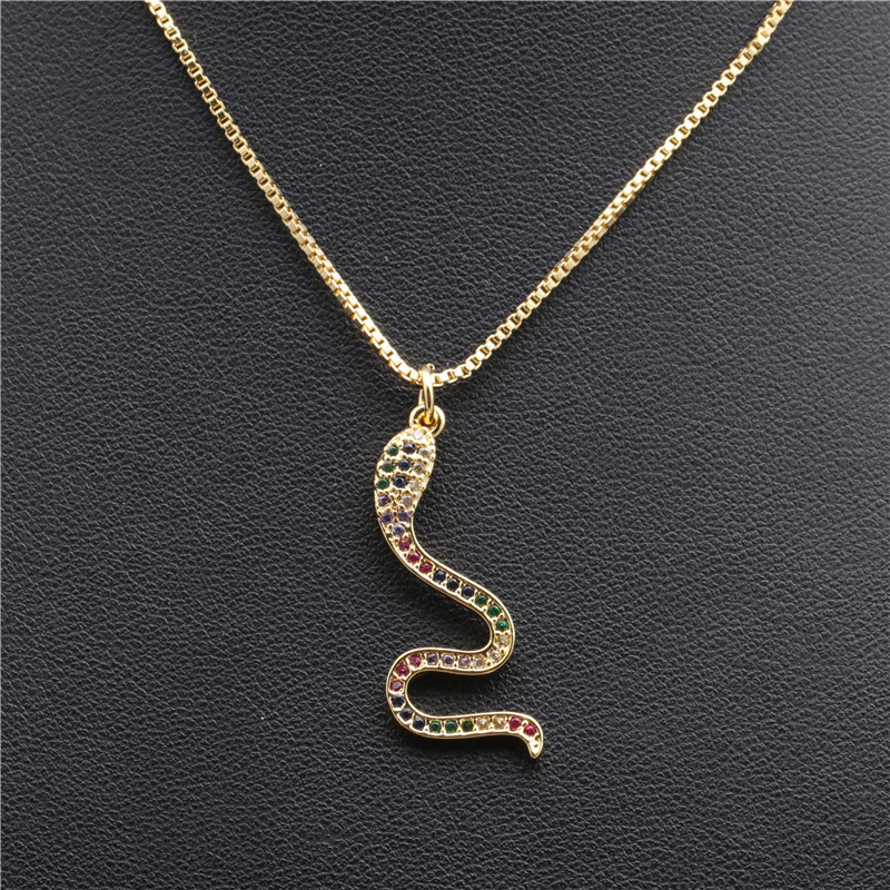 Fashion Jewelry Micro-set Zircon Serpentine Pendant Ladies Copper Necklace Wholesale Nihaojewelry display picture 3