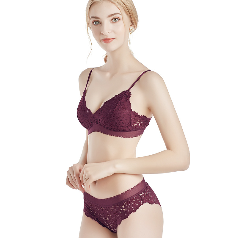 Summer new style Japanese girl lace underwear thin triangle cup seamless no rims sexy bra set wholesale