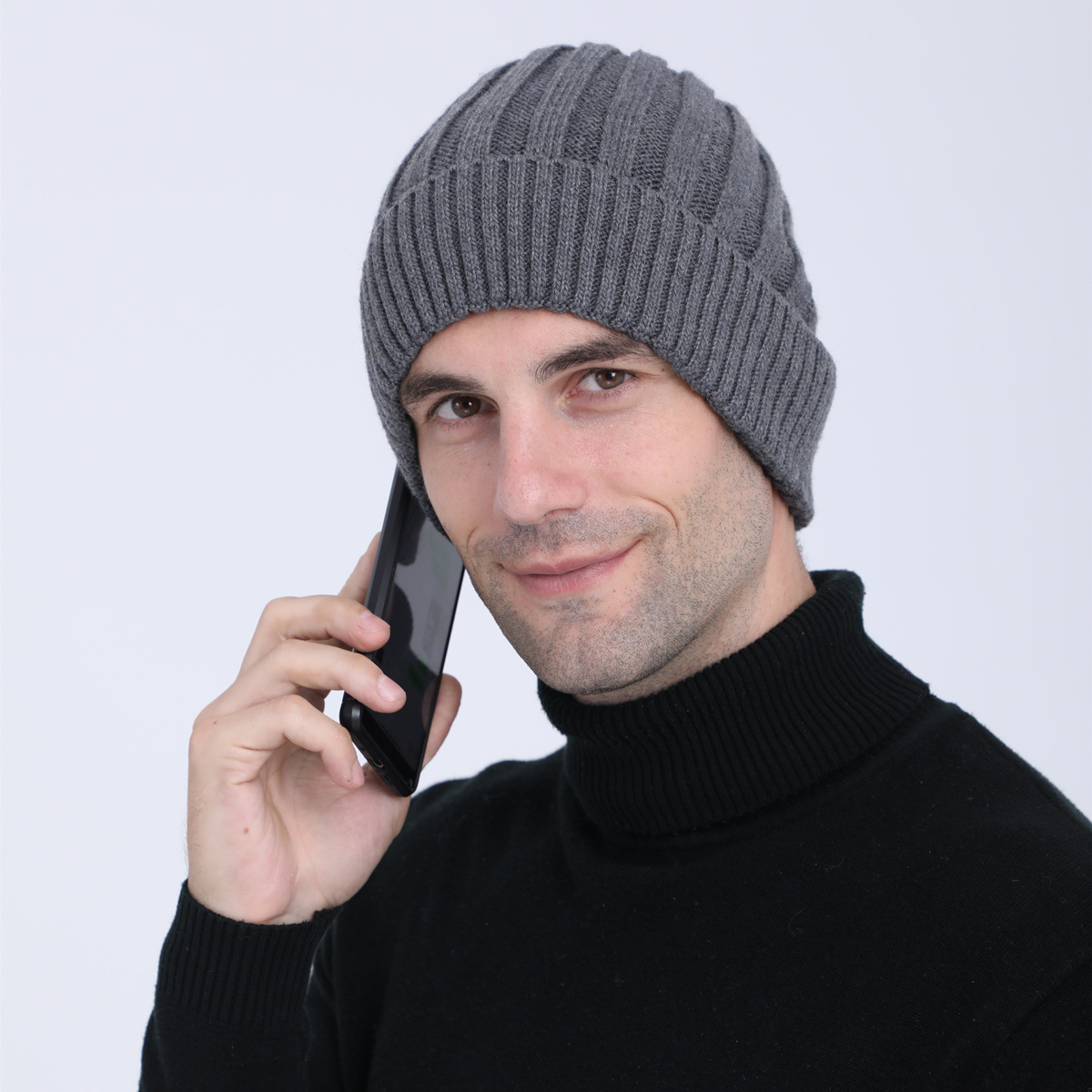 Berretto beanie in maglia di lana per uomo e donna_voghion.com