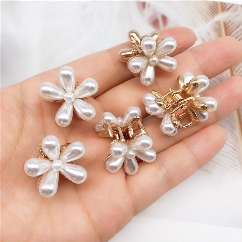 Korean Fashion Pearl Flower Hairpin display picture 2