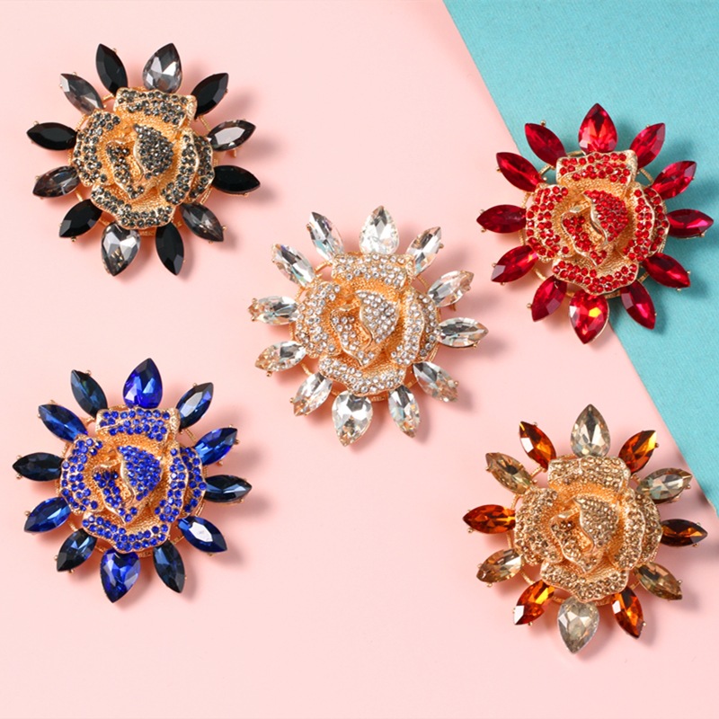 Full Diamond Sun Flower Brooch display picture 8