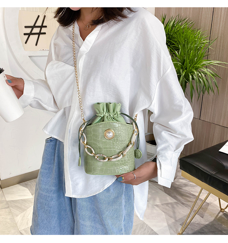 New Trendy Fashion All-match Portable Bucket Bag display picture 36