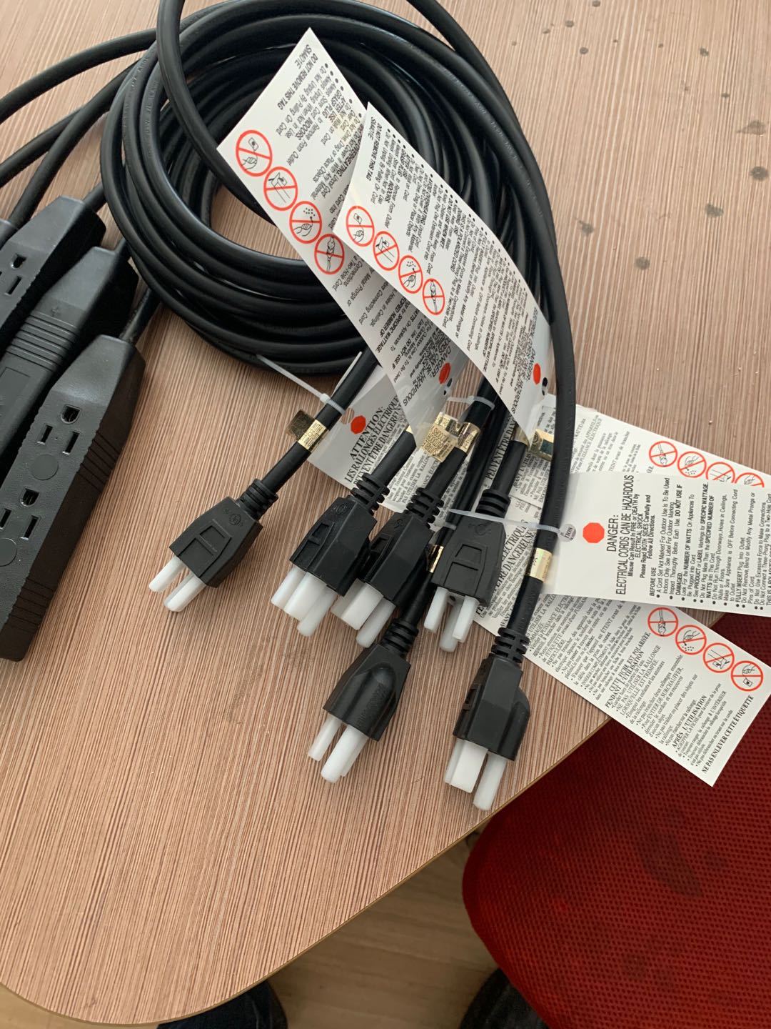 美式 公母对插 多孔扫把插 美规 转换插头扇形 插头母座 拖线板