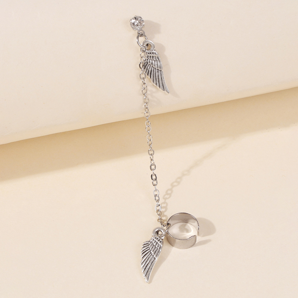 New Wing Exaggerated Retro High-end Earrings display picture 7