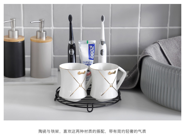 情侣铁架洗漱杯_11.jpg