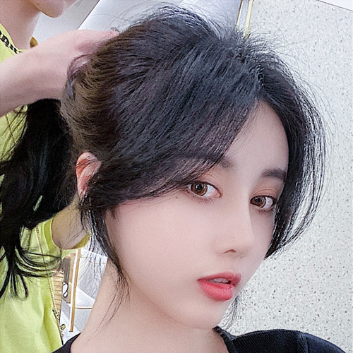 Eight-character bangs, women's natural invisible air flow sea without trace glue, middle part French side wig method