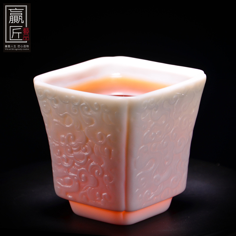 Winjiang Dehua famoso maestro hecho a mano blanca porcelana Kung Fu taza de té Xiangyun cuadrado maestro taza grande taza de alivio de cerámica