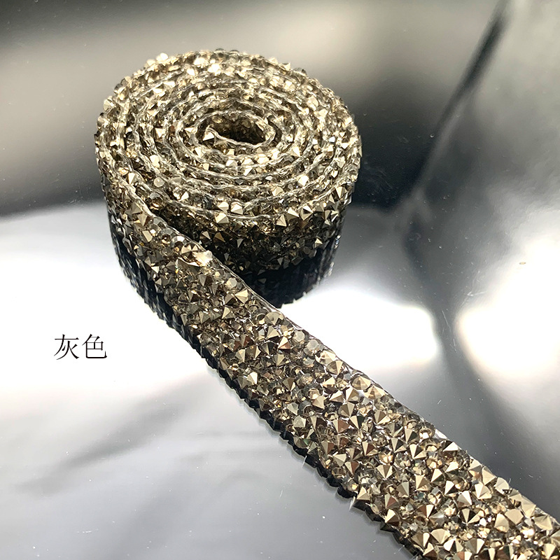 Suministro directo de fábrica de diamantes de goma, diamantes de resina, diamantes de malla, diamantes autoadhesivos, adhesivos, cadenas de códigos de diamantes en caliente, cinturones de vestido de novia