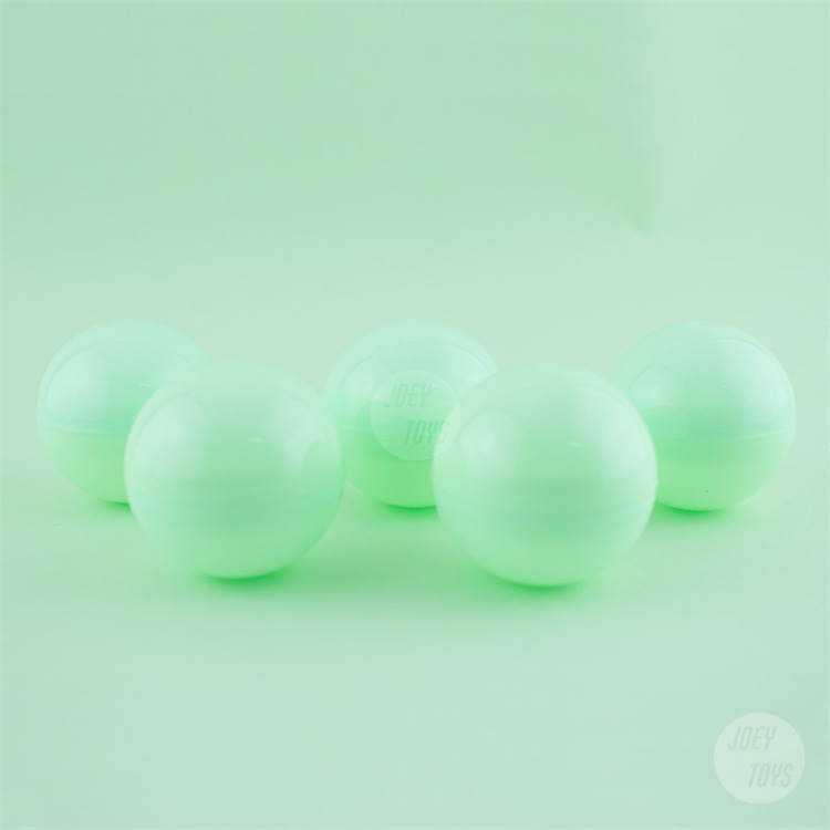 马卡龙色扭蛋壳