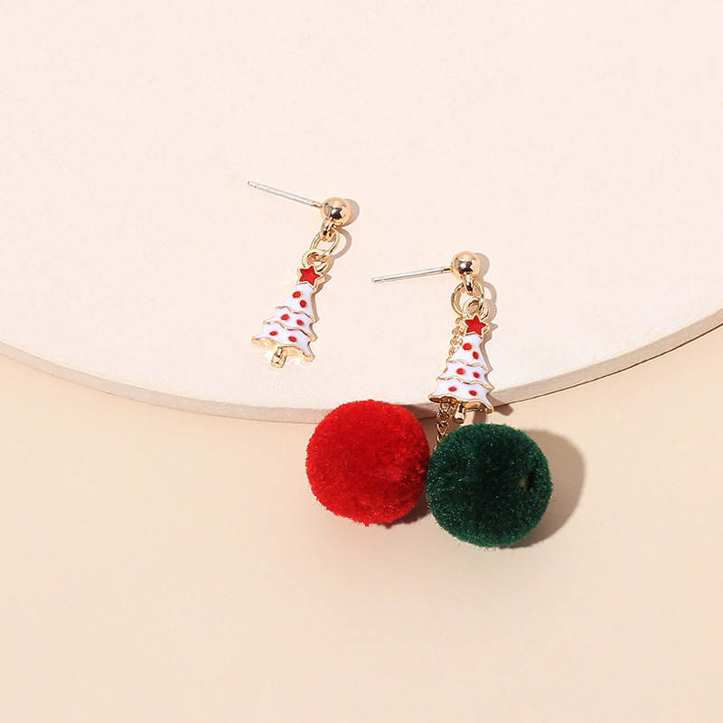 4g Weight Earrings Classification Wedding, Travel, Birthday, Festival Occasion Women'S Gender INS Style Style Asymmetrical Cute Fur Ball Christmas Earrings 2