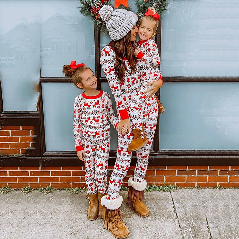 Conjunto de pijamas casuales con estampado de alces navideños para padres e hijos NSKX7785