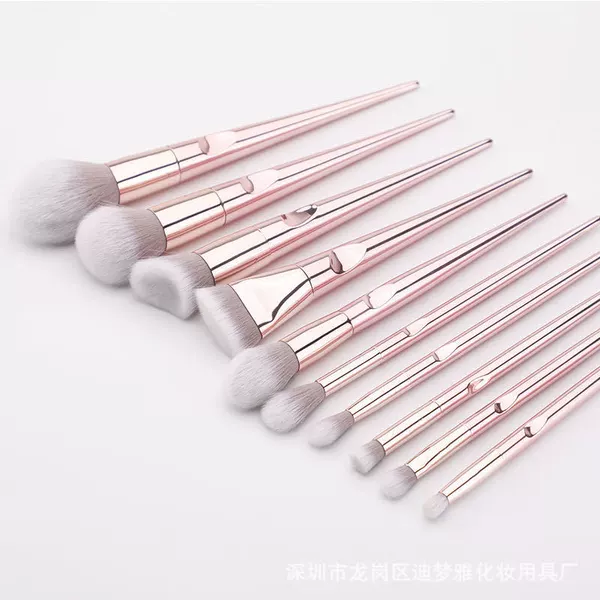 10 naked brushes