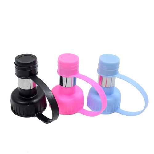 Portable small pet drinking fountain for cats and dogs, outdoor travel kettle with hook for drinking water bottles