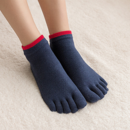  New Women's Five Finger Solid Color Yoga Socks Breathable Cotton Split Toe Five Finger Socks Manufacturer Wholesale
