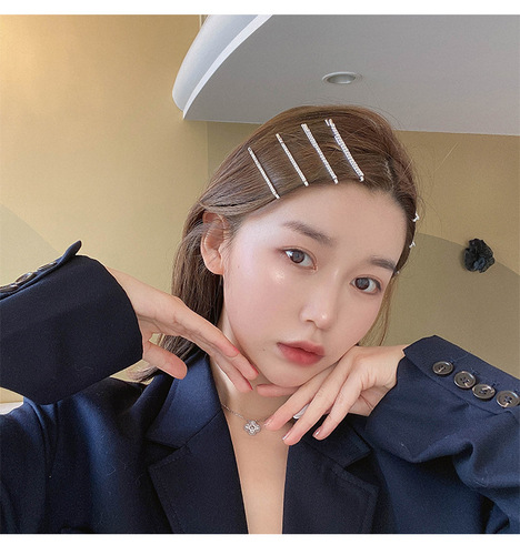 Korean style simple rhinestone cute hairpin for women Korean ins internet celebrity bangs clip side clip flash diamond one-word clip hairpin