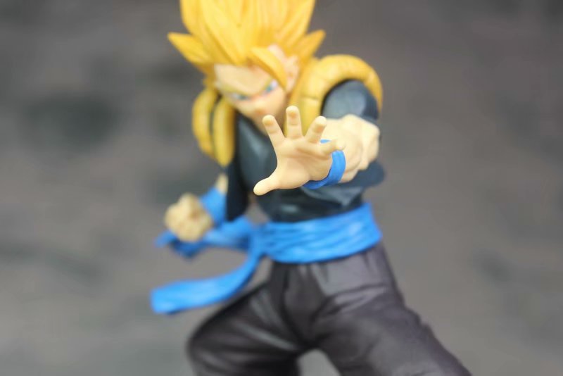 Gogeta Figure 1