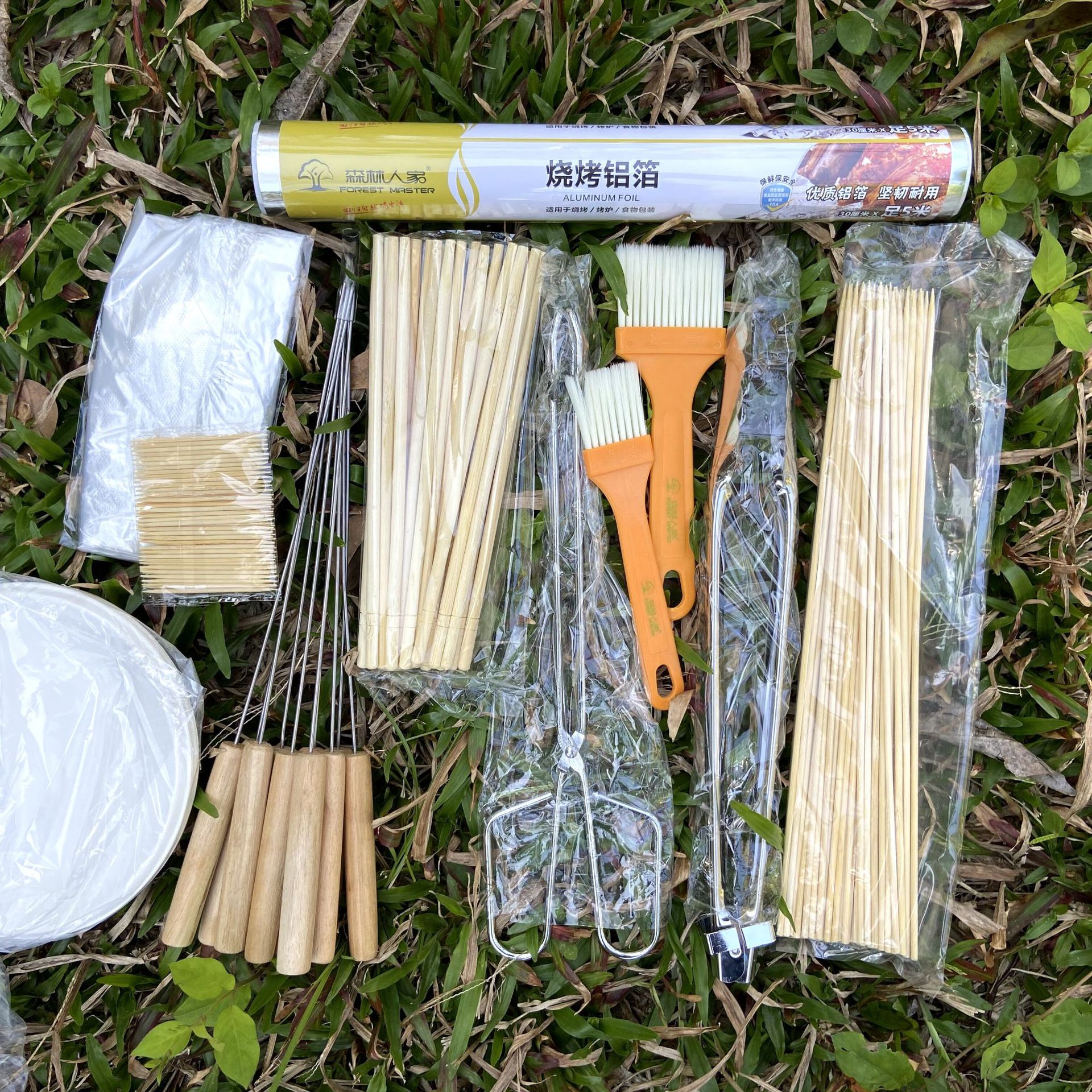 BBQ烧烤工具组合套装烧烤炉配件10件套烧烤串食物夹锡盘油刷手套