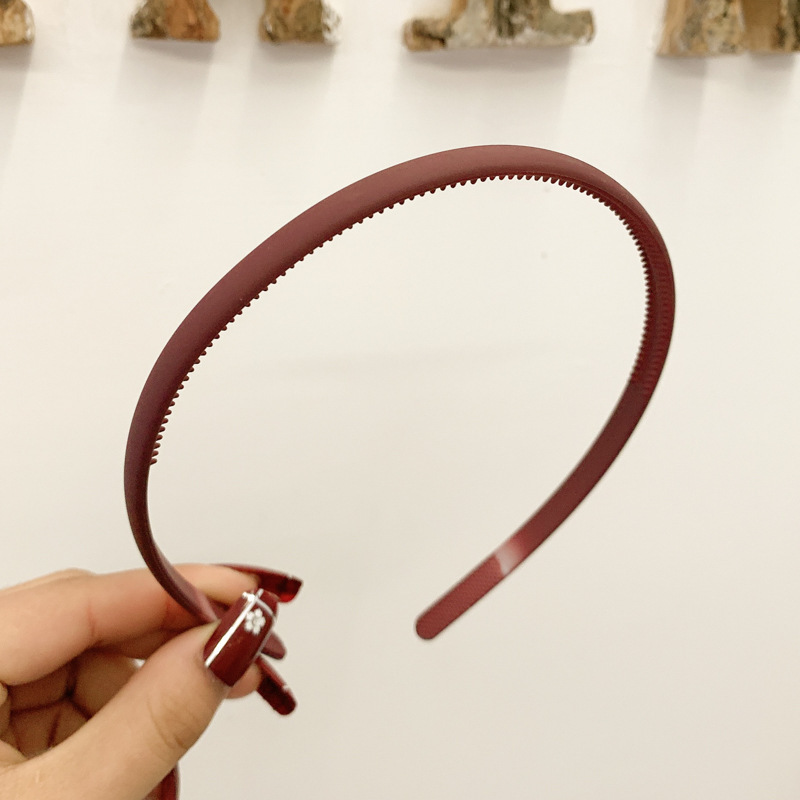 Zhong chuxi mismo estilo diadema hembra dentada antideslizante salida simple estilo coreano Retro lavado de cara Paquete de cabello horquilla accesorios para el cabello